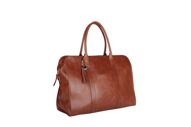 Arlington Milne: Sofia travel bag in tan
|
<a
href="http://www.worldbrand.co.nz/collections/fashion-accessories-1/products/sy001-tan
" target="_blank"><u> $799
from World Brand </u></a>