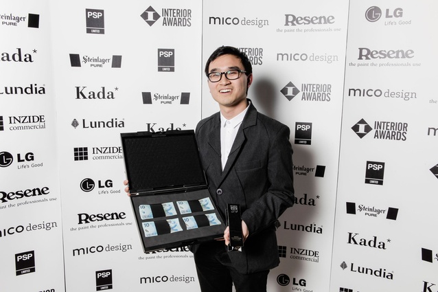 Emerging Design Professional Winner, Patrick Loo of Jasmax receiving $1000 cash in Youmans Capsule.